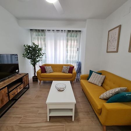 Tuguest Avenida Madrid Apartment Гранада Екстериор снимка