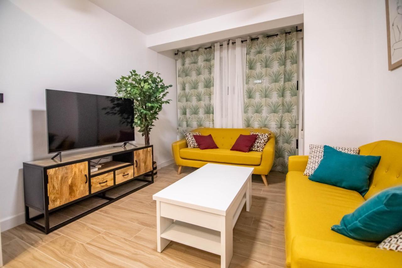 Tuguest Avenida Madrid Apartment Гранада Екстериор снимка