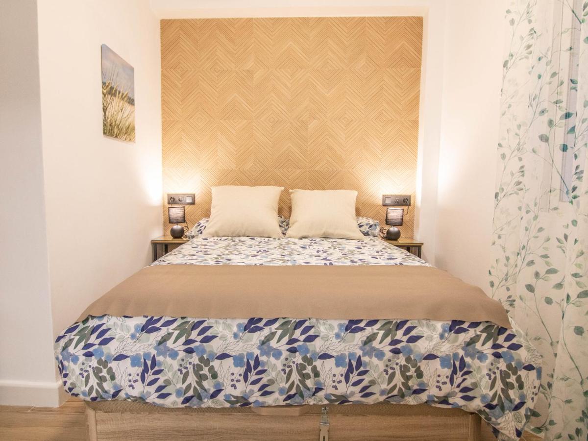 Tuguest Avenida Madrid Apartment Гранада Екстериор снимка