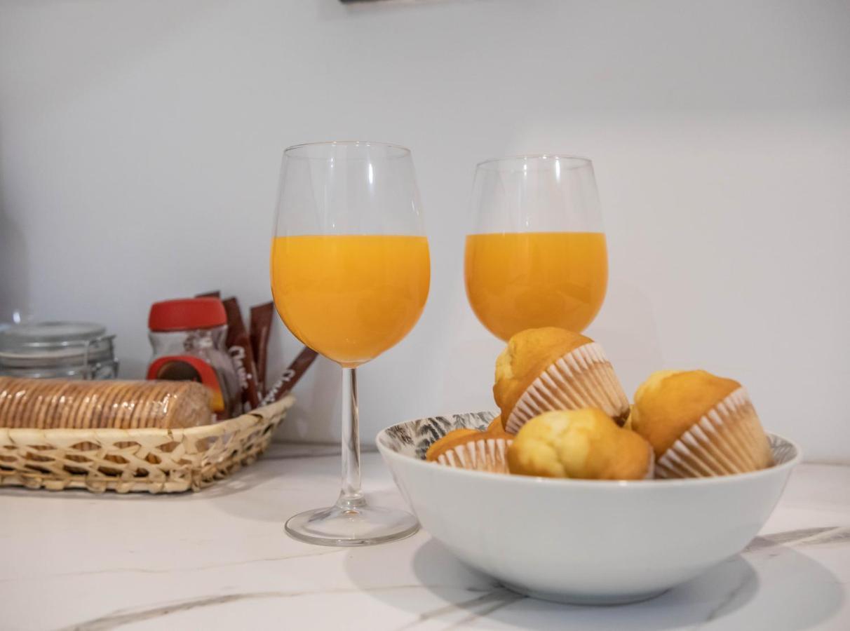 Tuguest Avenida Madrid Apartment Гранада Екстериор снимка